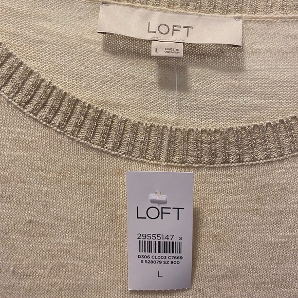 NWT LOFT Women’s Loft Sweater with a little bit of gold shimmer. SZ L - Picture 2 of 4